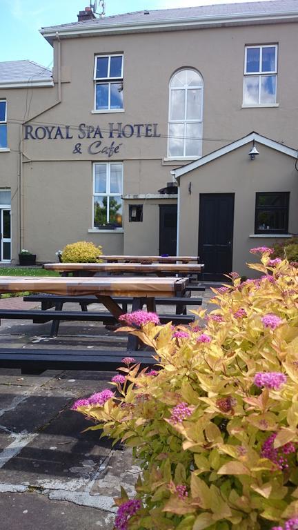 Royal Spa Hotel ليسدونفارنا الغرفة الصورة